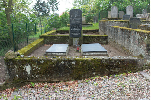 Grabstein Nummer 22 auf dem Friedhof Oderberg