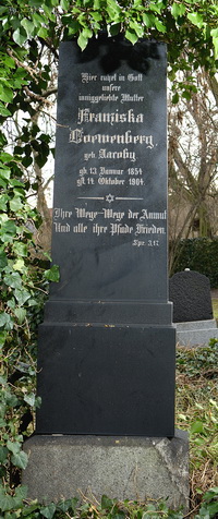 Grabstein Nummer 52 auf dem Friedhof Schwedt