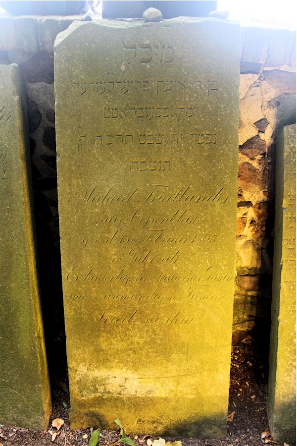 Grabstein Nummer 2 auf dem Friedhof Friedland
