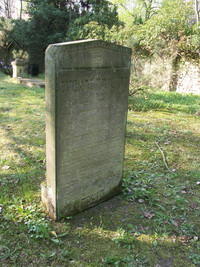 Grabstein Nummer 2 auf dem Friedhof Kremmen