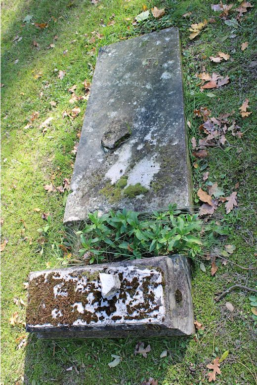 Grabstein Nummer 86 auf dem Friedhof Storkow