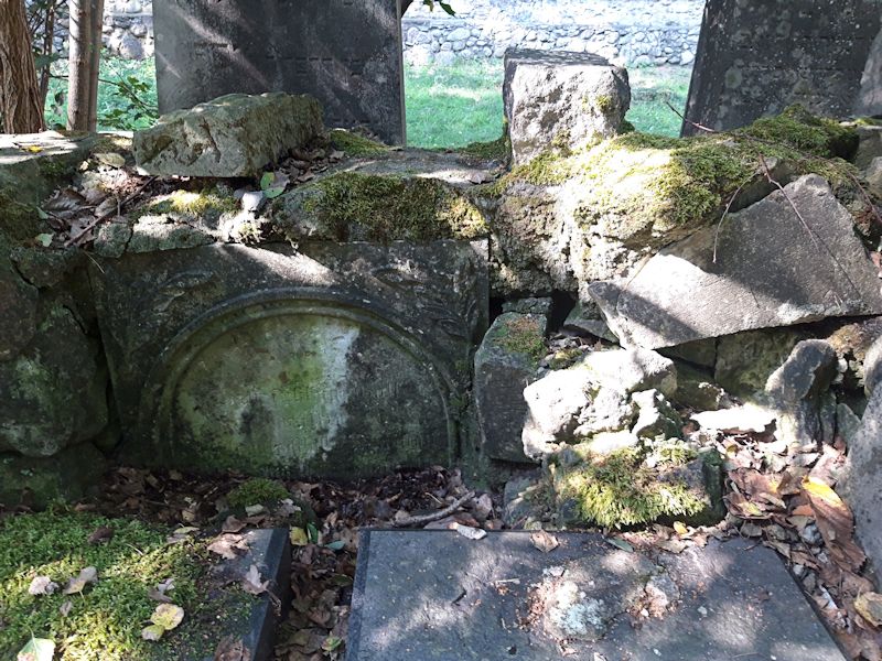 Grabstein Nummer 46 auf dem Friedhof Beeskow