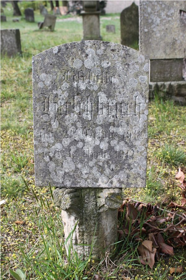 Grabstein Nummer 398 auf dem Friedhof Potsdam