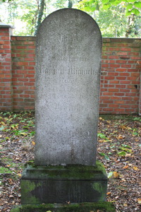 Grabstein Nummer 39 auf dem Friedhof Lindow
