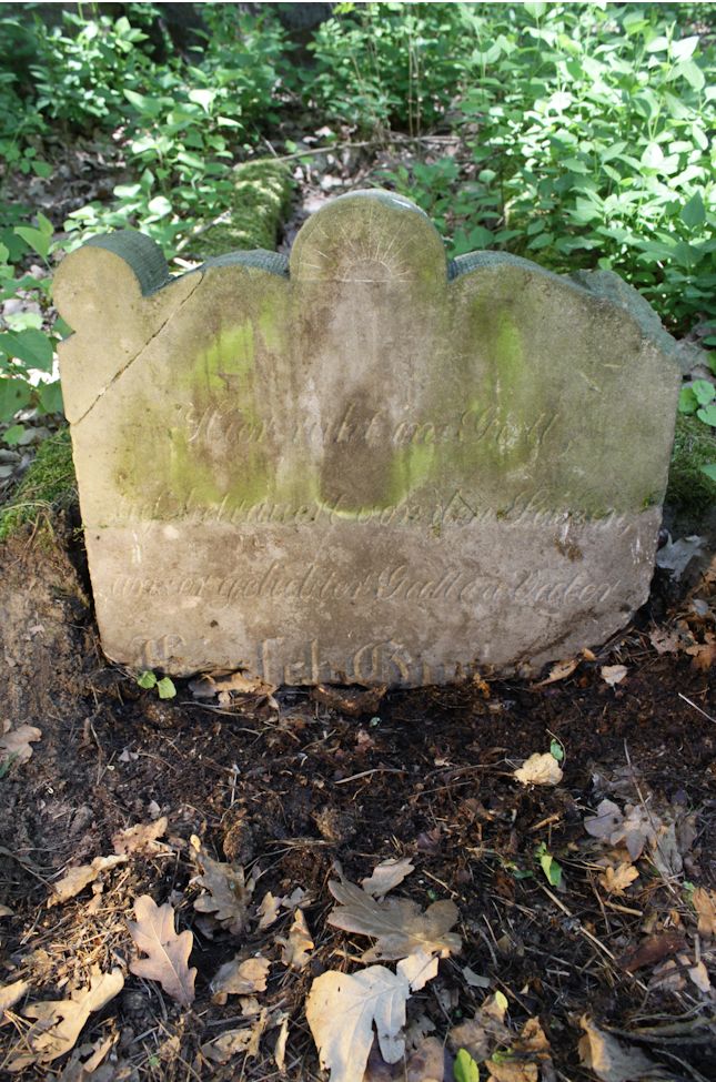 Grabstein Nummer 9 auf dem Friedhof Bledzew (Blesen)