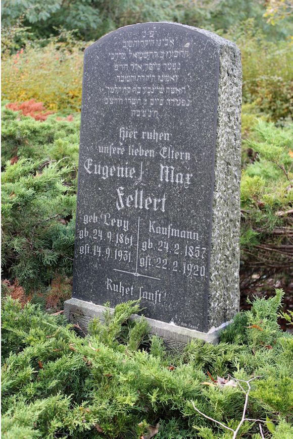 Grabstein Nummer 7 auf dem Friedhof Eisenhüttenstadt