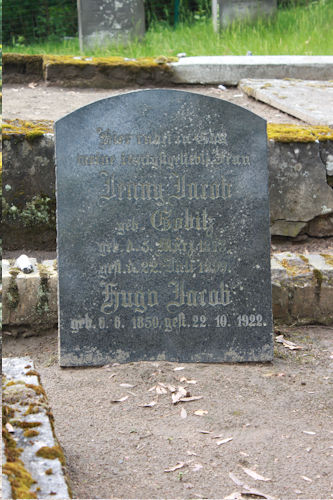 Grabstein Nummer 17 auf dem Friedhof Oderberg