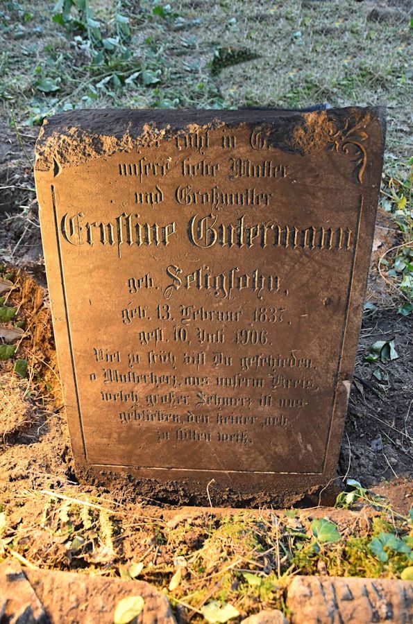 Grabstein Nummer 109 auf dem Friedhof Trzemeszno Lubuskie (Schermeisel)