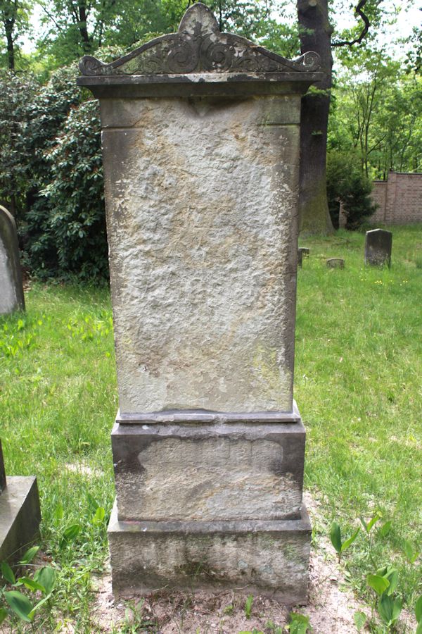 Grabstein Nummer 222 auf dem Friedhof Potsdam