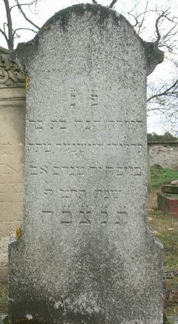 Grabstein Nummer 13 auf dem Friedhof Wriezen