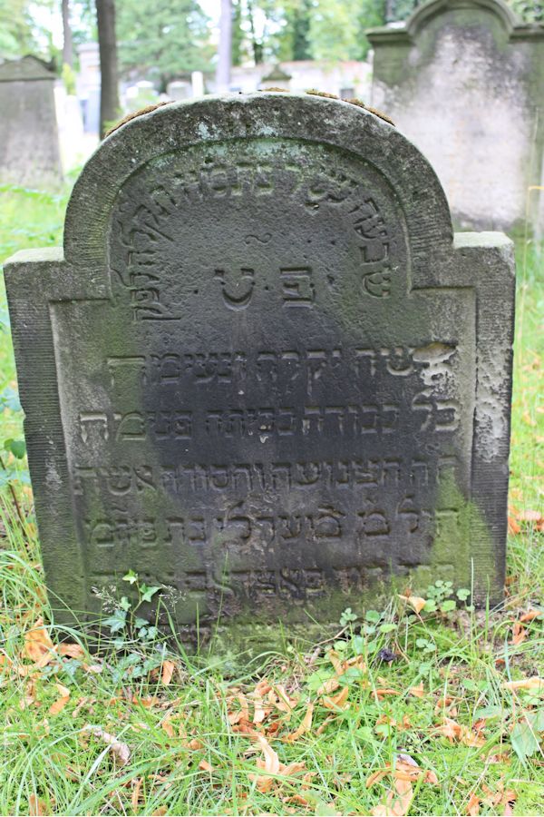 Grabstein Nummer 45 auf dem Friedhof Potsdam