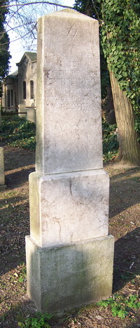 Grabstein Nummer 72 auf dem Friedhof Schwedt
