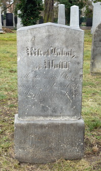 Grabstein Nummer 8 auf dem Friedhof Schwedt