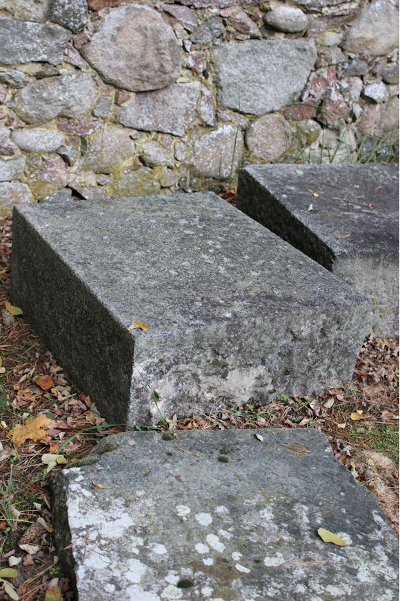 Grabstein Nummer 62 auf dem Friedhof Storkow