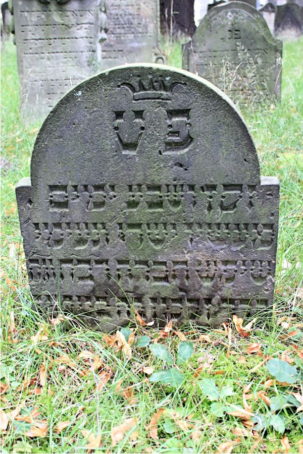 Grabstein Nummer 48 auf dem Friedhof Potsdam