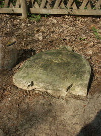 Grabstein Nummer 18 auf dem Friedhof Friesack