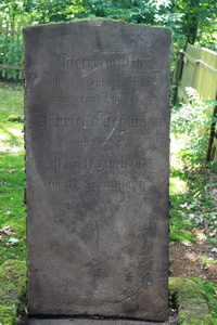 Grabstein Nummer 14 auf dem Friedhof Kremmen