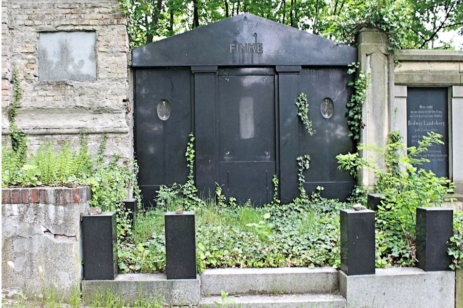 Grabstein Nummer 439 auf dem Friedhof Potsdam