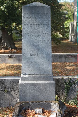 Grabstein Nummer 56 auf dem Friedhof Fürstenwalde