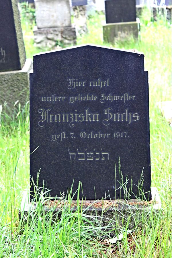 Grabstein Nummer 375 auf dem Friedhof Potsdam