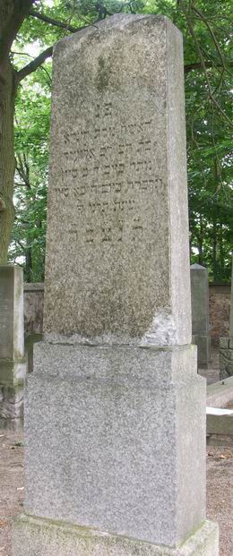 Grabstein Nummer 150 auf dem Friedhof Wriezen