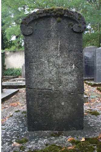 Grabstein Nummer 19 auf dem Friedhof Fürstenwalde