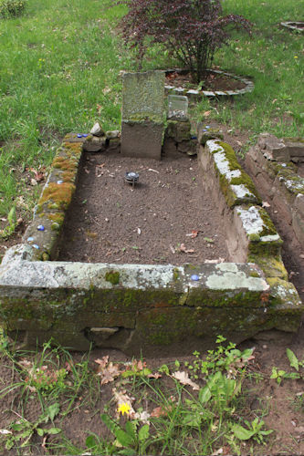 Grabstein Nummer 35 auf dem Friedhof Oderberg