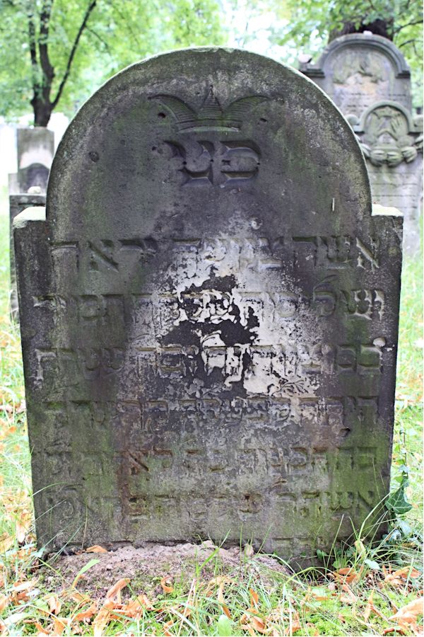 Grabstein Nummer 33 auf dem Friedhof Potsdam