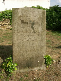 Grabstein Nummer 8 auf dem Friedhof Meinsdorf