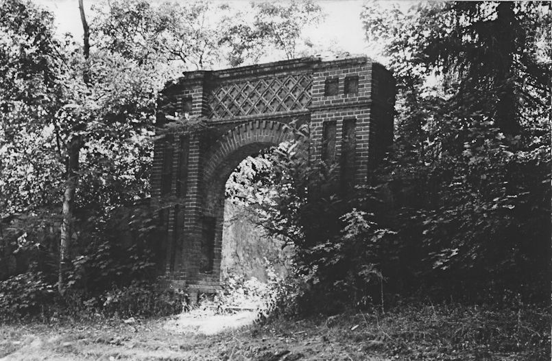 Grabstein Nummer 1 auf dem Friedhof Chojna (Königsberg)
