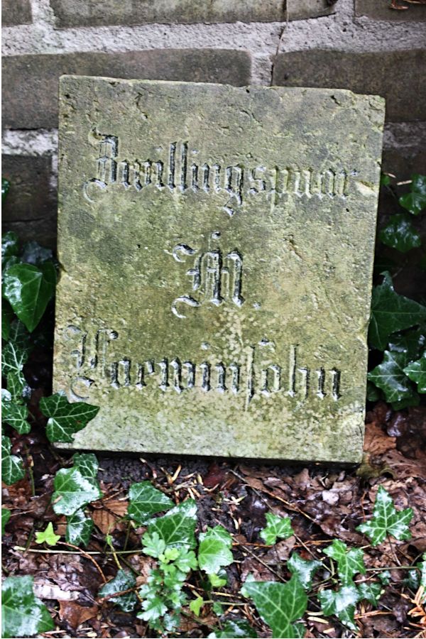 Grabstein Nummer 3831 auf dem Friedhof Potsdam