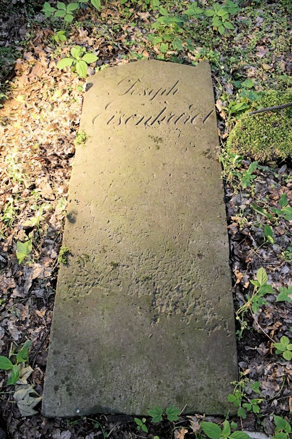 Grabstein Nummer 3 auf dem Friedhof Torzym (Sternberg)