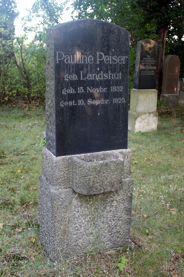 Grabstein Nummer 115 auf dem Friedhof Guben