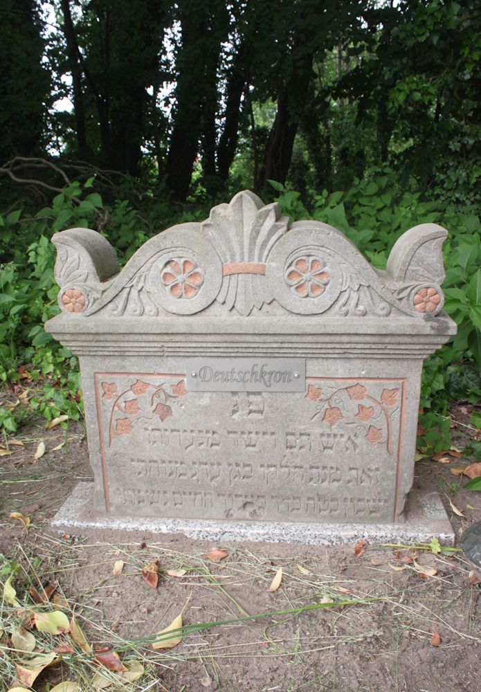 Grabstein Nummer 3 auf dem Friedhof Pszczew (Betsche)