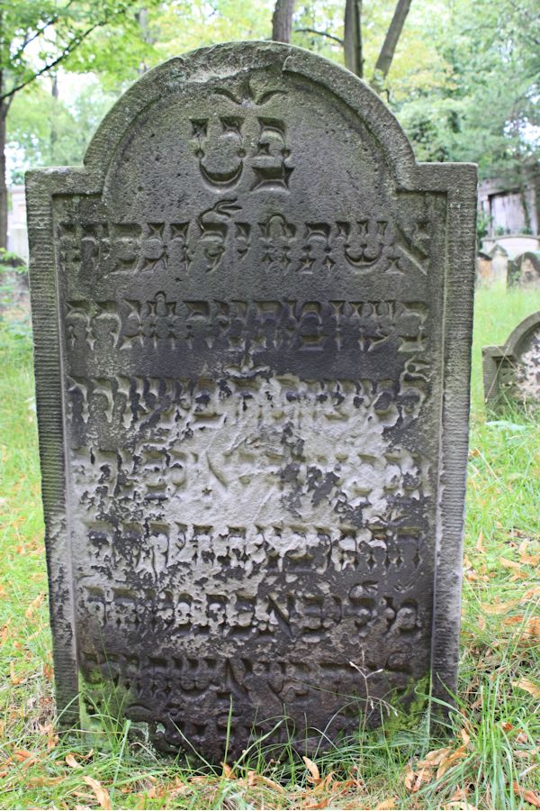 Grabstein Nummer 44 auf dem Friedhof Potsdam