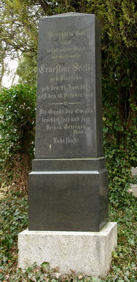Grabstein Nummer 94 auf dem Friedhof Schwedt
