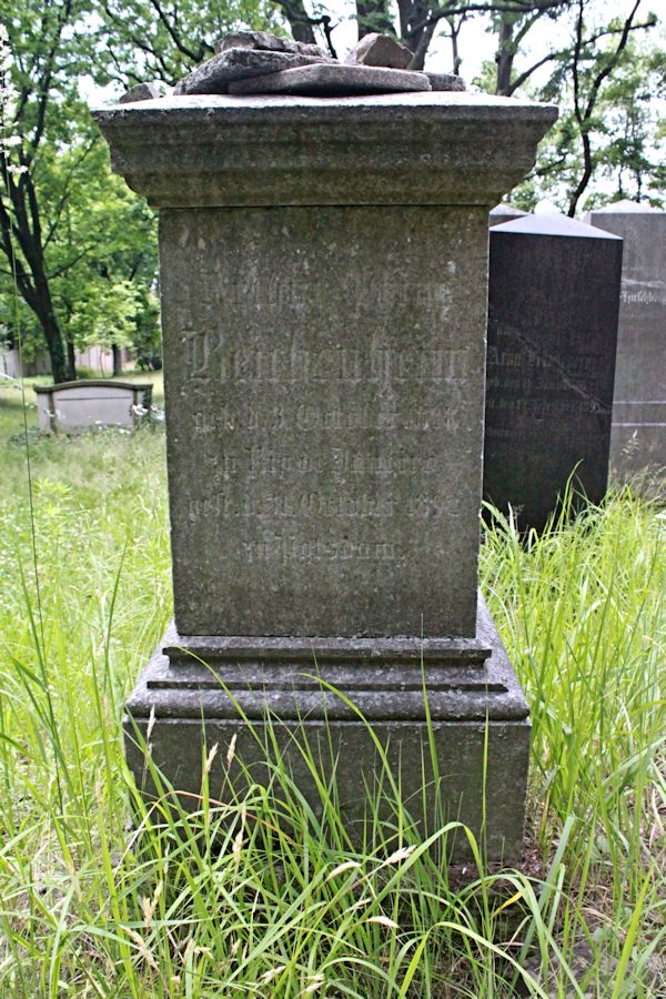 Grabstein Nummer 314 auf dem Friedhof Potsdam