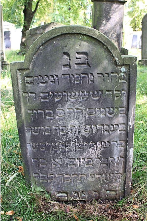 Grabstein Nummer 101 auf dem Friedhof Potsdam