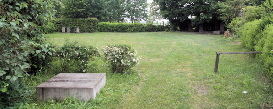 Blick auf den Jüdischen Friedhof in Neuruppin