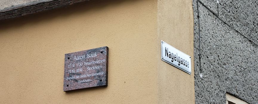 Tafel in Erinnerung an den aus Treuenbrietzen stammenden Aaron Isaak