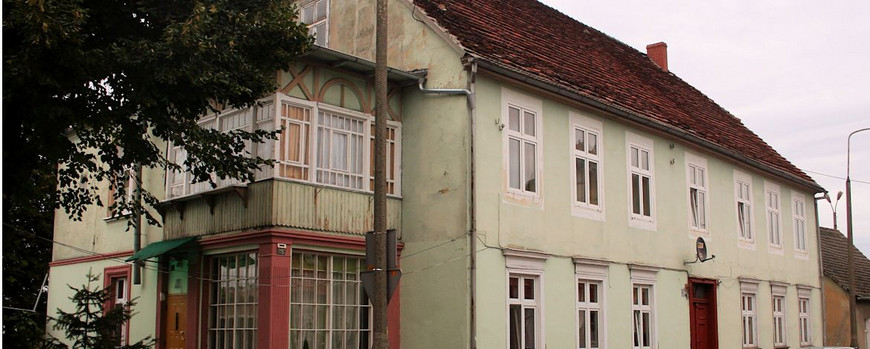 Ehemalige Holmstraße und heutige ul. Ponatowskiego in Drezdenko: Standort der Synagoge