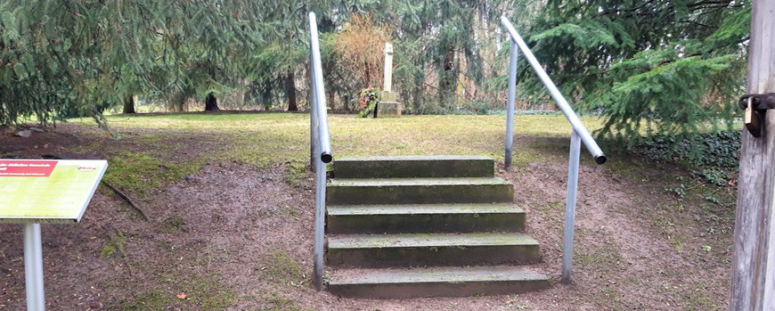 Eingangsbereich des Jüdischen Friedhofs in Bad Wilsnack