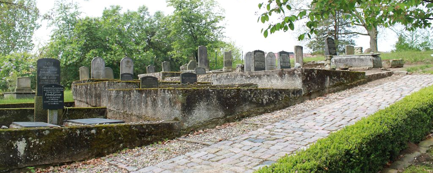 Terassen auf dem Jüdischen Friedhof in Oderberg